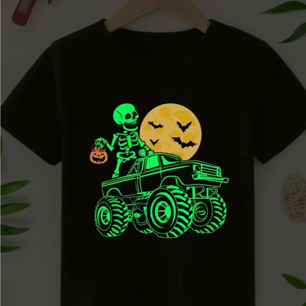 NEW: GLOW IN DARK Tshirt